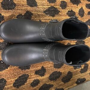 Hunter Refined Black Stud Biker Rain Boots Size 9 in Great Condition